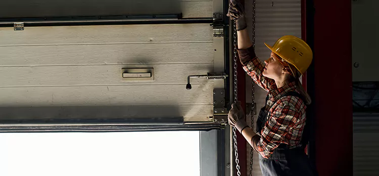 Addressing Common Garage Door Stoppage Issues in Paradise, NV